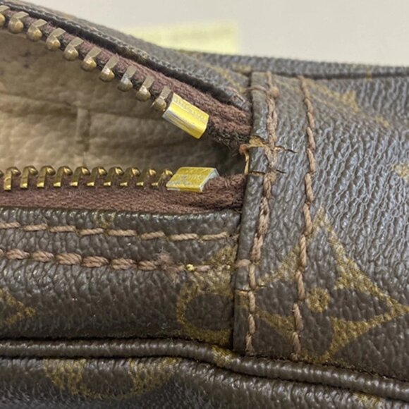 LOUIS VUITTON Trousse Toilette 23 Clutch Hand Bag Monogram Brown - Picture 14 of 16